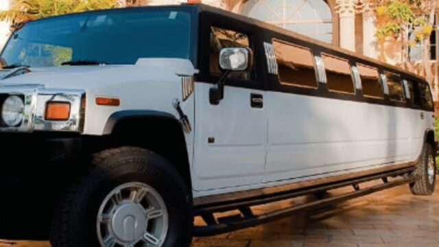 HOW LONG CAN LIMOUSINES STAY IN SERVICE, TEXAS?
