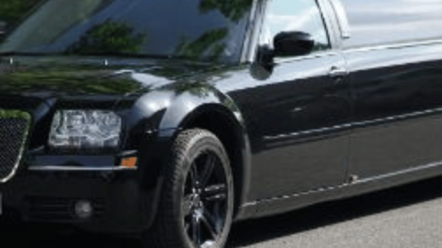 How to apply for a license to drive limousines?